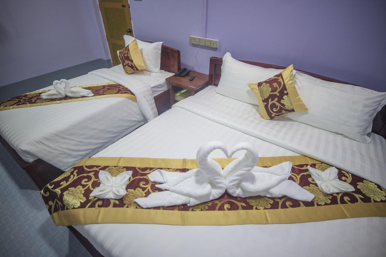 Golden Gum-Kino Hotel Mandalay Exterior foto